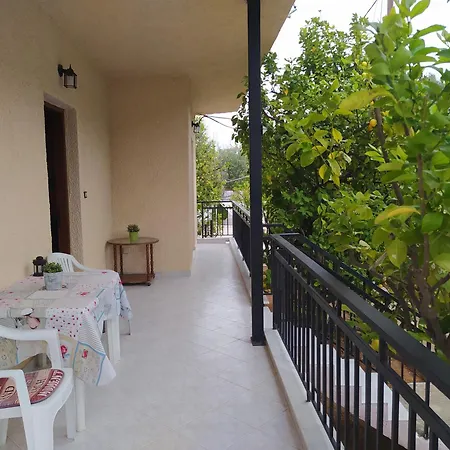 Vens 90m2 At Eantio Bay. Prázdninový dům